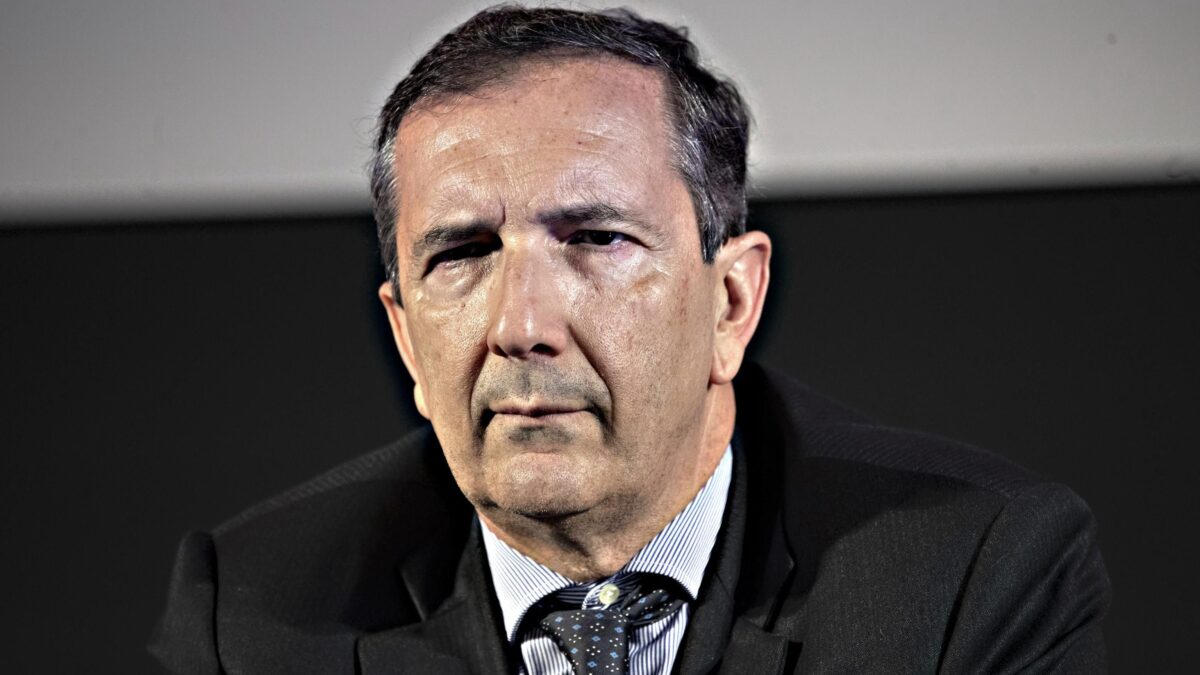Il fondo Usa offre 11 miliardi per Tim e tende la mano al governo sulla rete
