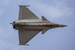 Gli «amici» francesi ci beffano negli Emirati