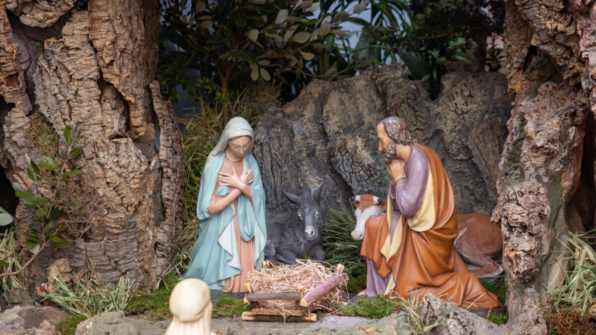 Il vero presepe antidoto al Natale farlocco