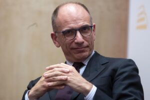 L’asse Fdi-Lega-Fi chiude il Quirinale al Pd