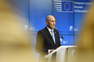 Si chiude la presidenza Ue slovena. Persa l’occasione di allargare ai Balcani