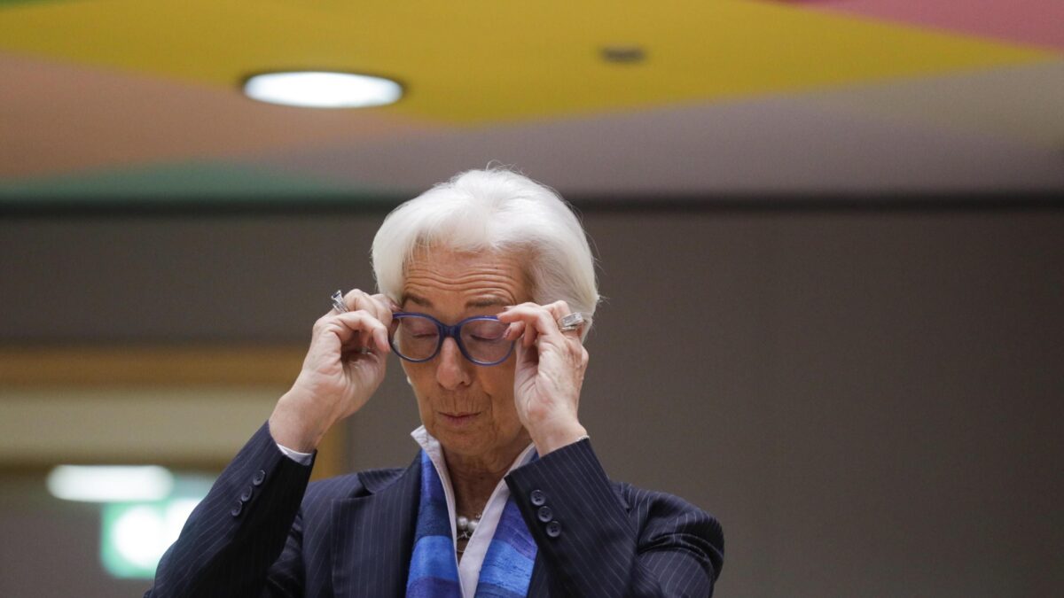 Oggi la Lagarde decide sui tassi. L’inflazione tira la volata all’aumento