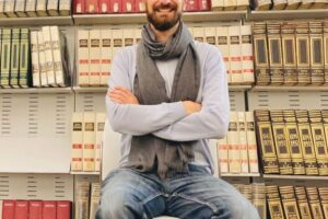 Paolo Gambi: «Ascolto i racconti degli altri e scrivo poesie sui loro corpi»