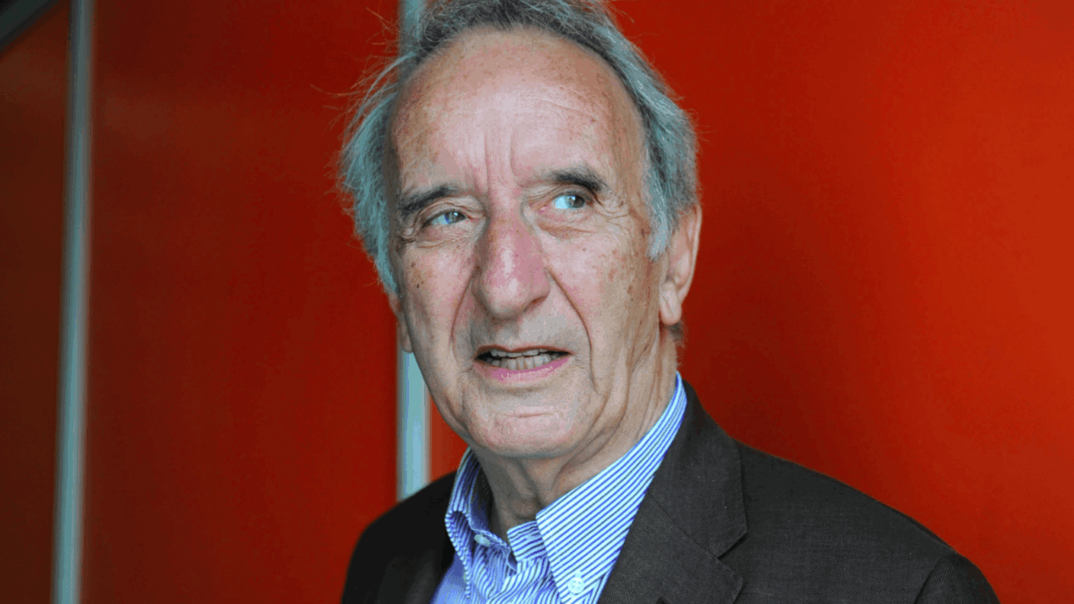 «Il dialetto va difeso dall’estinzione ma a scuola si insegni solo l’italiano»