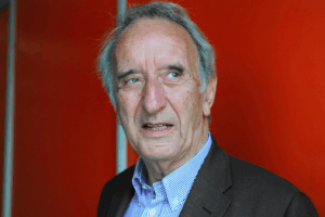 «Il dialetto va difeso dall’estinzione ma a scuola si insegni solo l’italiano»