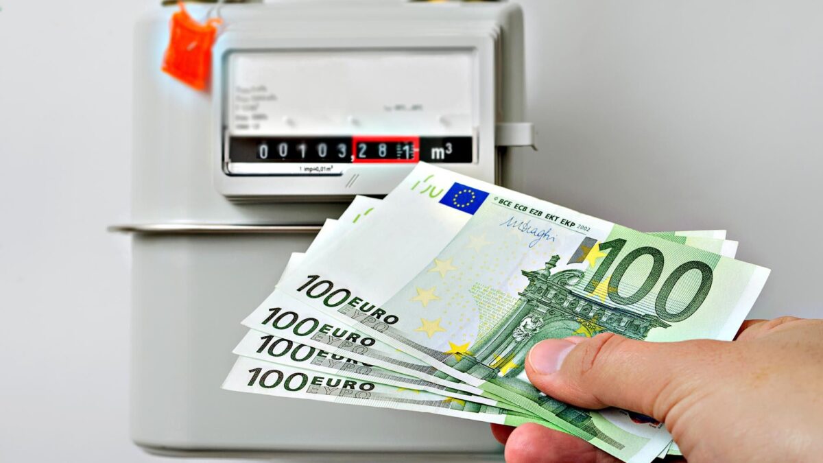 Russia, stoccaggi e mania verde. I tre sbagli Ue dietro il caro bollette