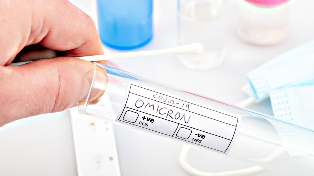 Arrivano i dati, cresce l’ottimismo. La variante Omicron fa meno paura