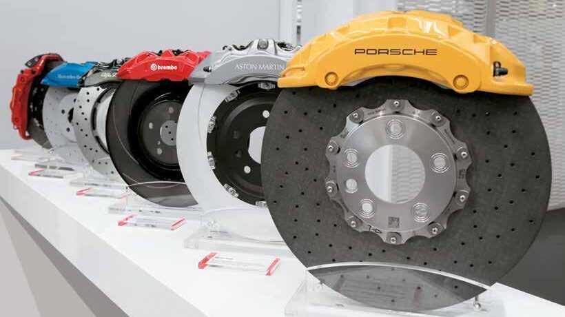 Dischi e pinze Brembo per le marche automobilistiche più prestigiose (courtesy Giorgio Nada editore)