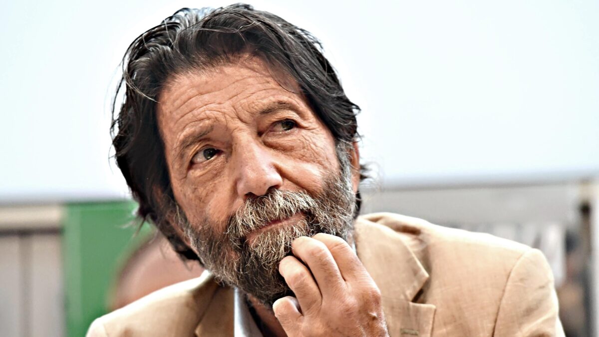 Cacciari: «Dubbi e notizie vietati: perciò fondo un gruppo di controinformazione»