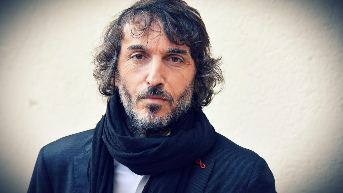 Cruciani: «Fanno a me la morale su Mauro mentre esultano per la sua morte»