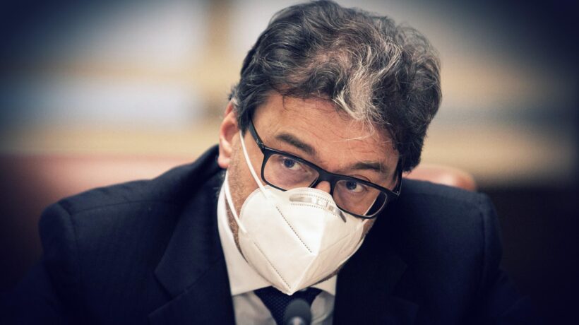 Il governo ormai non si ferma più: verso il super pass per i lavoratori