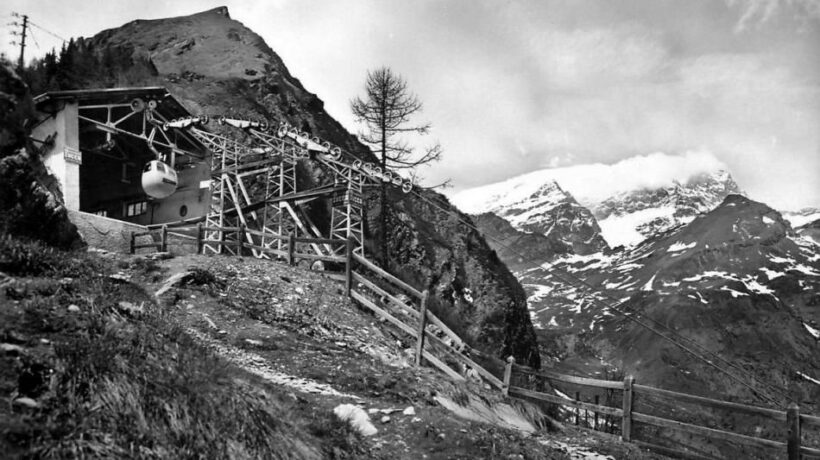 Stazione di monte della telecabina Alagna-Belvedere, la prima monofune ad ammorsamento automatico del mondo