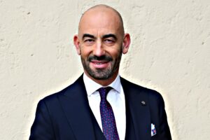 Bassetti scandalizza i chiusuristi: «I medici positivi possono lavorare»