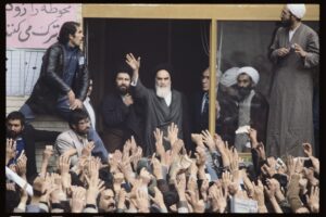 Effemeridi: questa settimana iniziava il regime di Khomeini