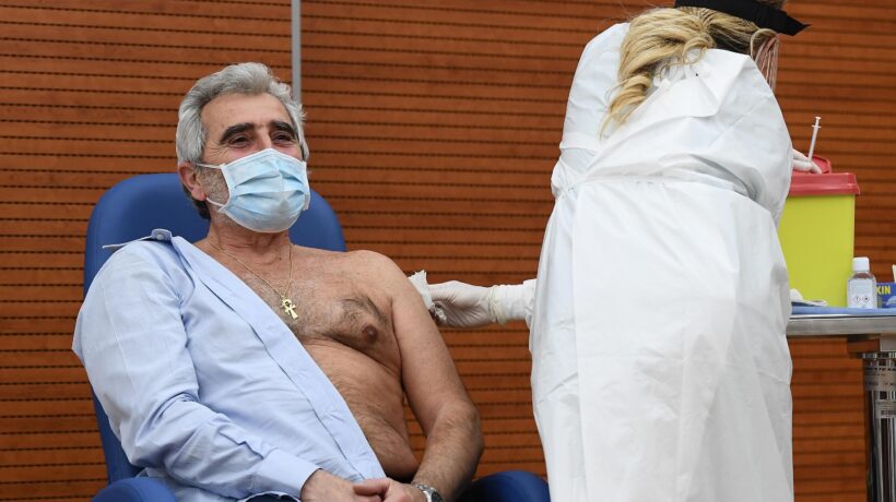 Democrazia? Un lusso. Miozzo vuol la galera per chi rifiuta il siero