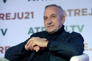 Francesco Vaia: «Finiamola con il tamponificio e con i bollettini ansiogeni»