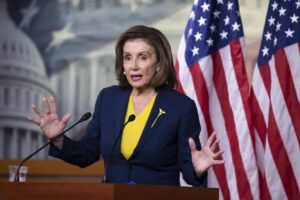 La Pelosi è tenera coi colossi Web e suo marito sbanca a Wall Street