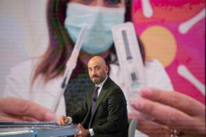 Chi ci chiamava «cattivi maestri» ora s’accorge dei morti «con» Covid