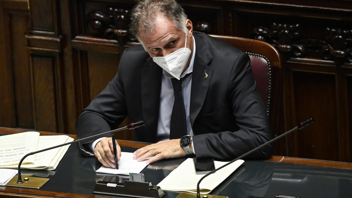 Garavaglia: «Il green pass ha la data di scadenza. Ora si deve tornare alla normalità»