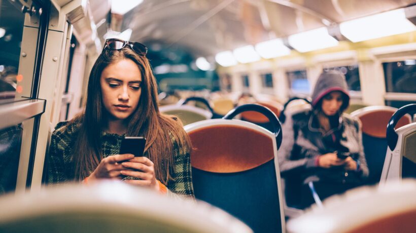 Le donne indifese chiedono vagoni protetti