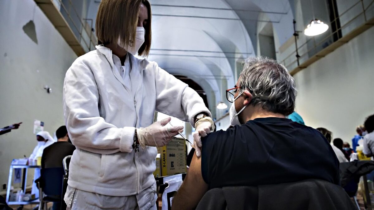 I grillini alzano bandiera bianca. Il Carroccio limita i talebani del Pd