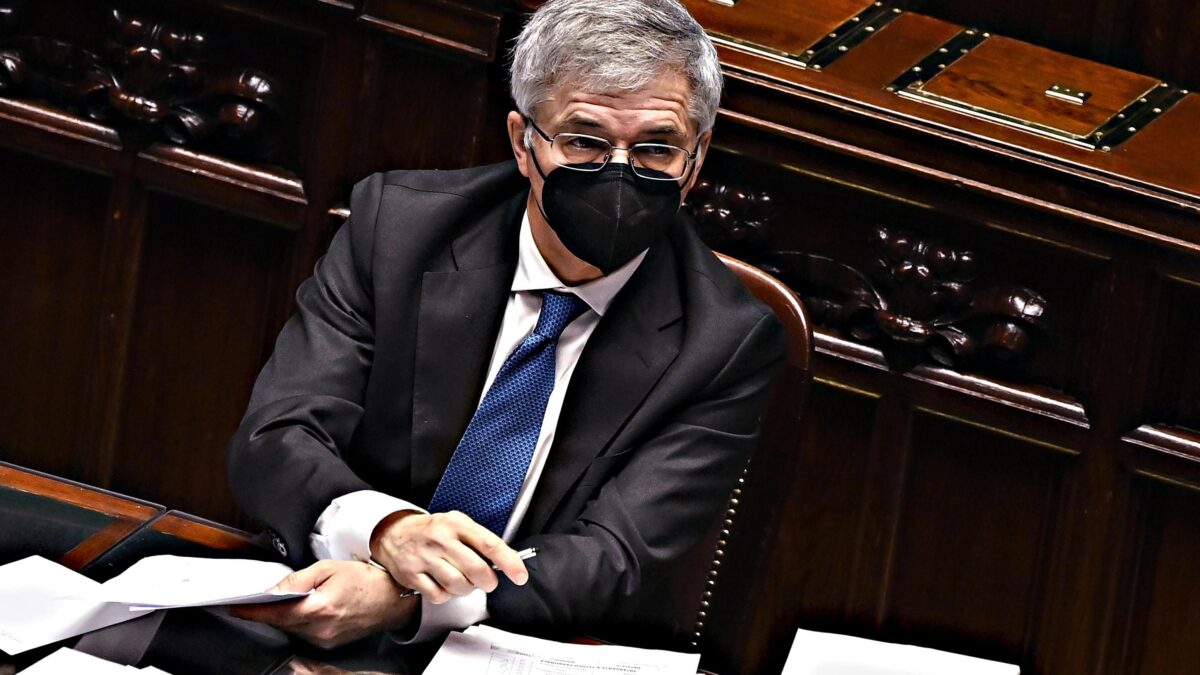 Meglio far slittare la delega fiscale