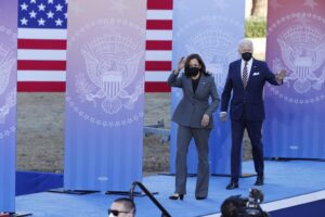 Le riforme elettorali proposte da Biden scatenano le proteste degli stessi dem Usa