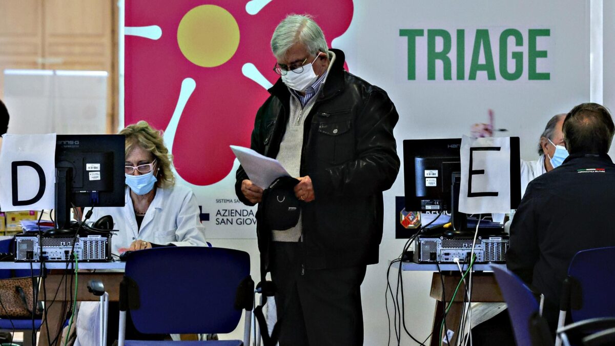 Vaccini, effetti avversi e consenso. Nuova sberla dei giudici a Speranza