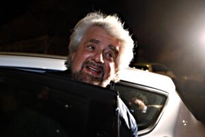 «Favori a Onorato». Indagati Beppe Grillo e il patron di Moby