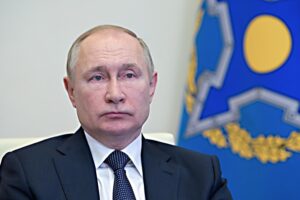 Putin, il grande elettore «esterno» che brucia  aspiranti al Quirinale