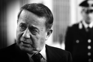 Carboni è scomodo anche dopo morto: «Pronto un libro con i suoi segreti»