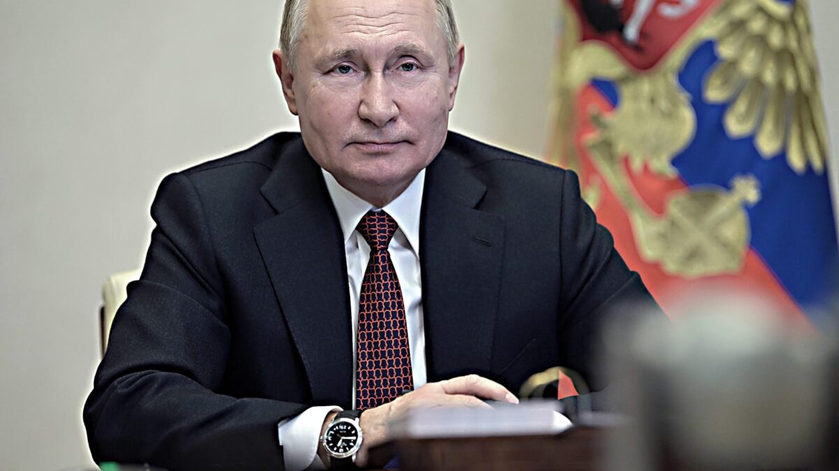 Bruxelles usa Putin per interferire sulle trattative per il presidente