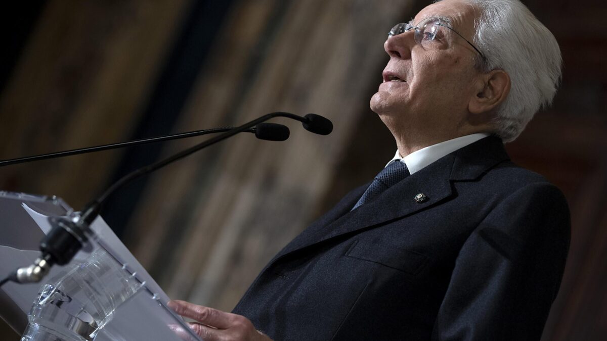 «Pensione sulla prepagata maltese». L’indagine sul fratello di Mattarella