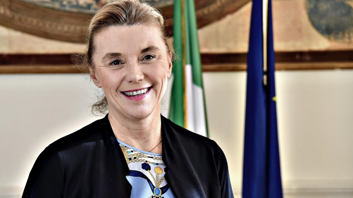 È caccia ai pontieri della Belloni