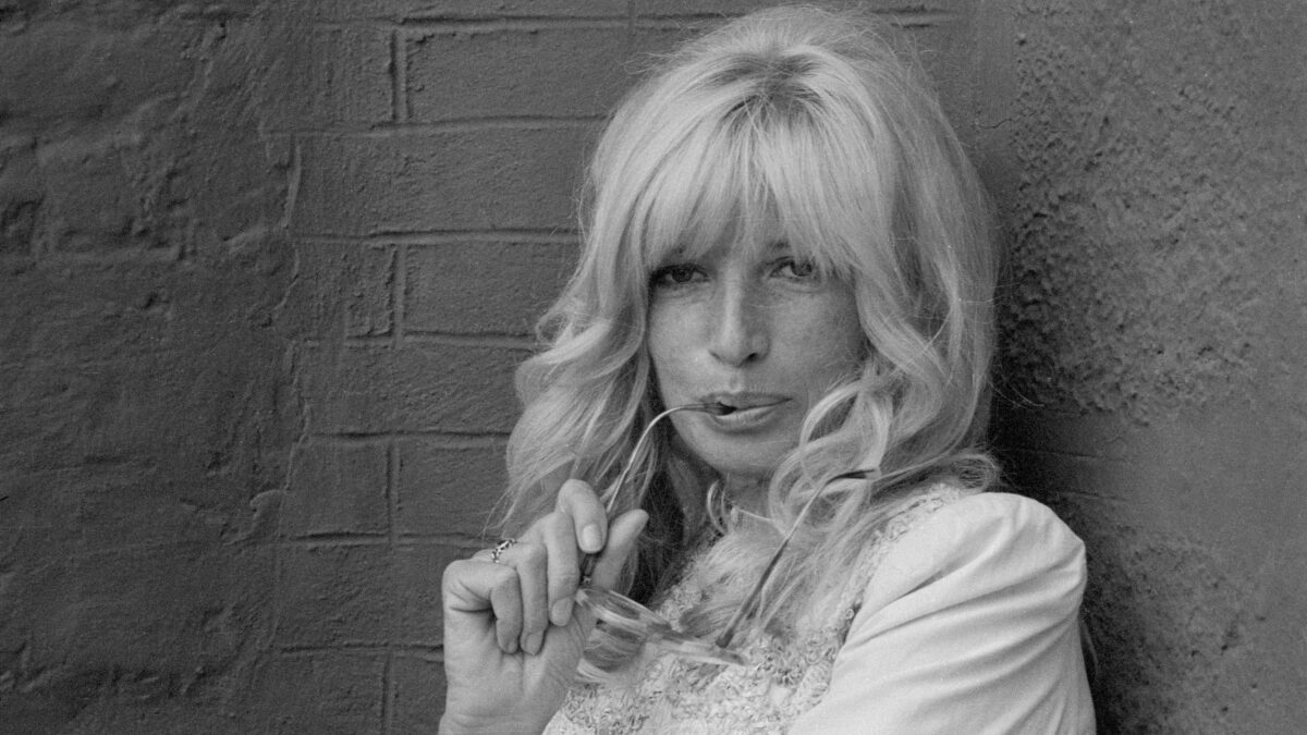 Ci lascia (di nuovo) la diva poliedrica che ha saputo vivere di fama e di oblio