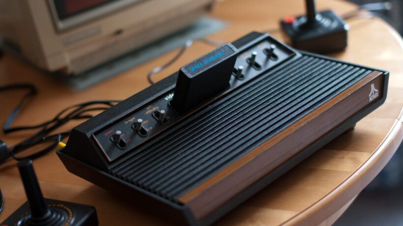 «Atari»: le origini del videogame e la storia degli Italiani che cercarono di imitarla