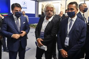 Il caos statuto fa tremare il M5s. «Rischiamo di non poter fare liste»