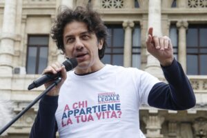 La Consulta boccia il referendum sull’omicidio del consenziente