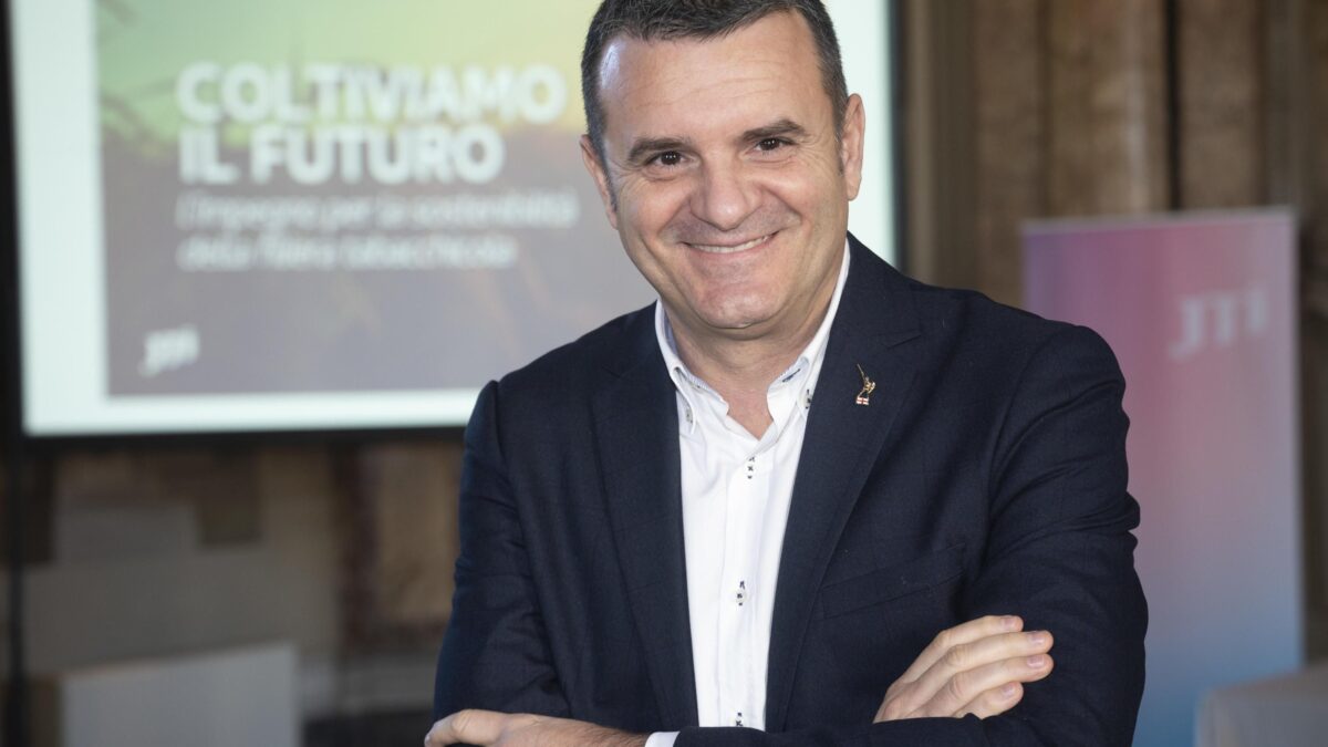 Gian Marco Centinaio: «L’Europa parla tanto di ambiente, ma rovina la nostra agricoltura»