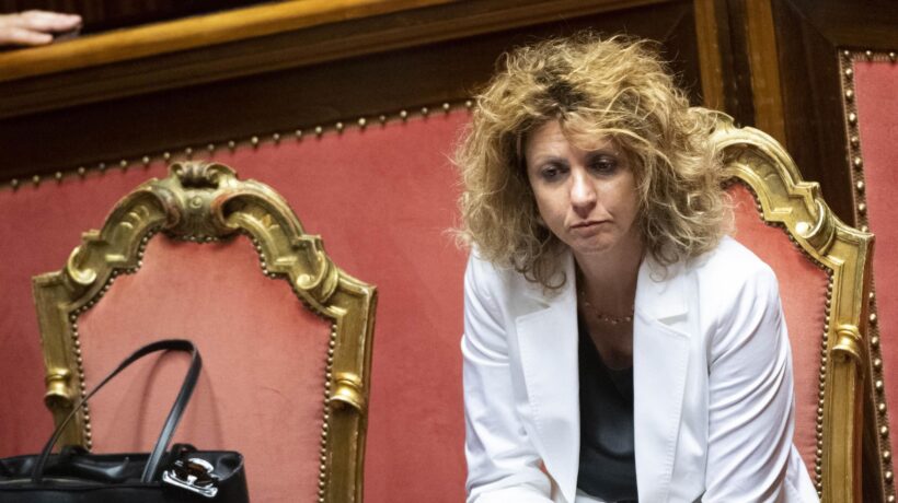 Barbara Lezzi: «Draghi ha esautorato il Parlamento»