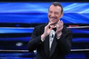 Caro Amadeus, ora metta sul palco una culla