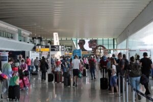 Farsa: l’italiano contagia, il turista no