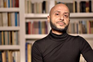 Massimo Arcangeli: «Minacciato perché critico lo schwa. Una follia che fa collassare l’italiano»