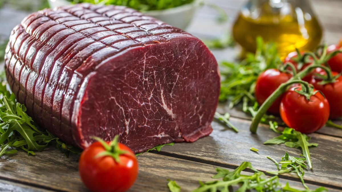 Bresaola, l’affettato magro che accresce anche il buonumore