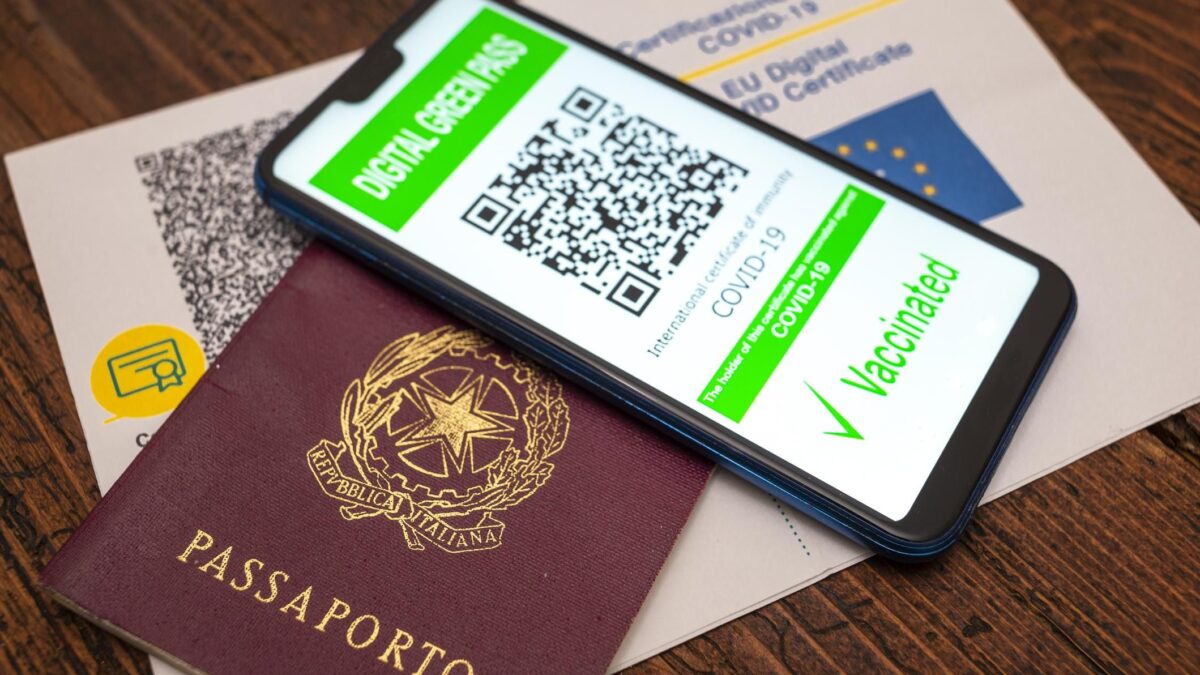 Niente ripresa, è il green pass a soffocarla