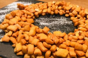 Cuciniamo insieme: la cicerchiata di Carnevale