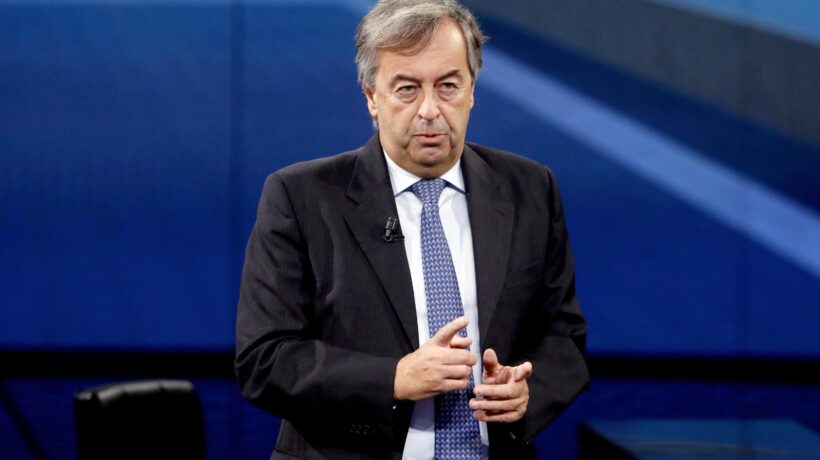 Burioni: in Rai un oracolo, sui social un asino