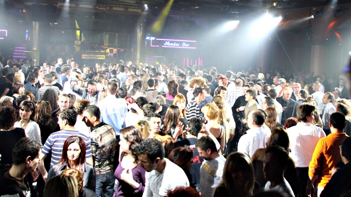Le discoteche simbolo della disfatta dei governi