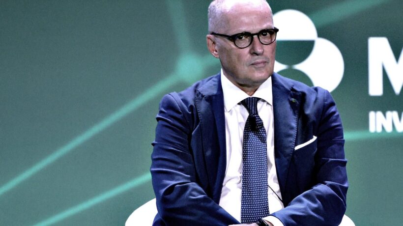 «A gennaio 300.000 casi al giorno». Ricciardi canna l’ennesima profezia