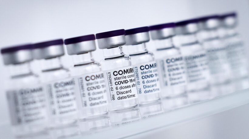 Il vaccino Pfizer fa il miracolo. Economico